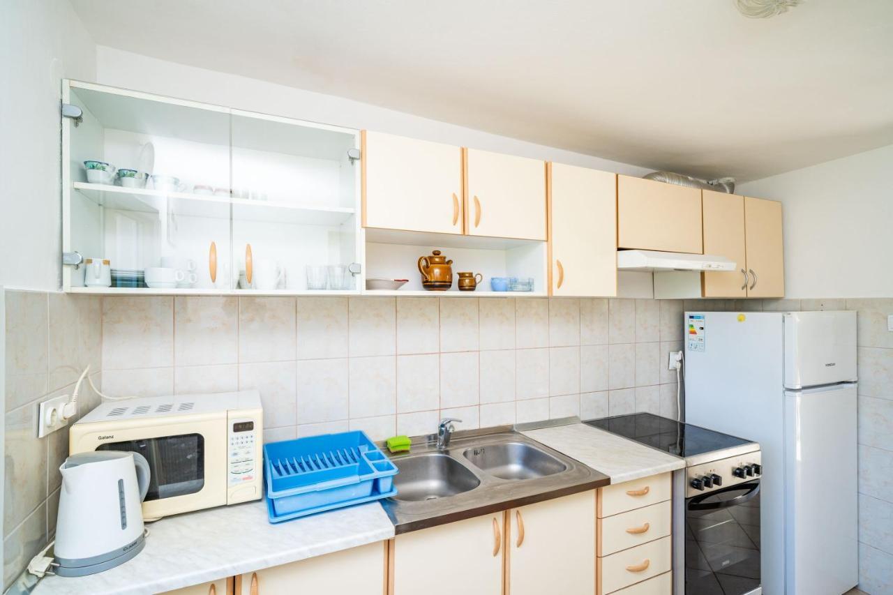 Apartments Lidija Zaton  Buitenkant foto